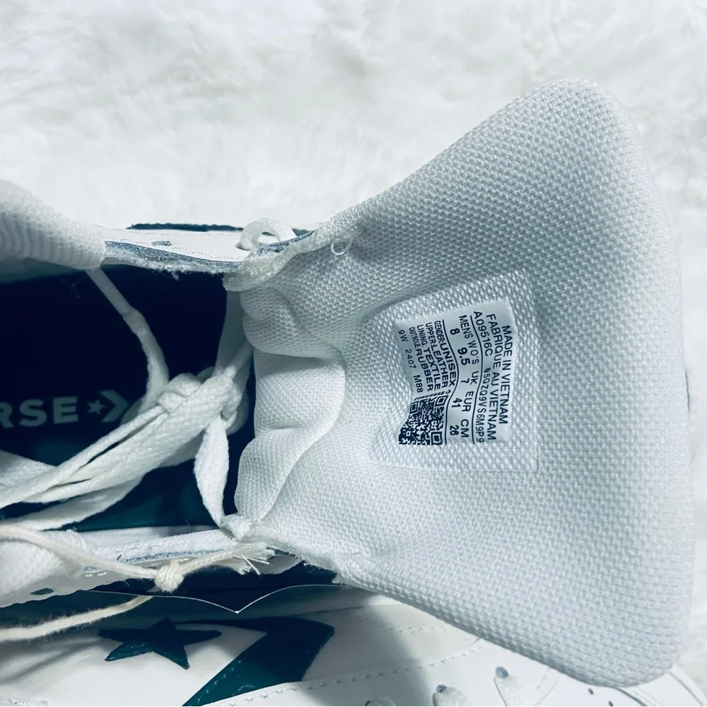 Converse Pro Blaze White and Green High-Top Speakers